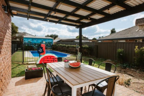 Mulberry on Melton - A Charming Poolside Cottage, Mudgee